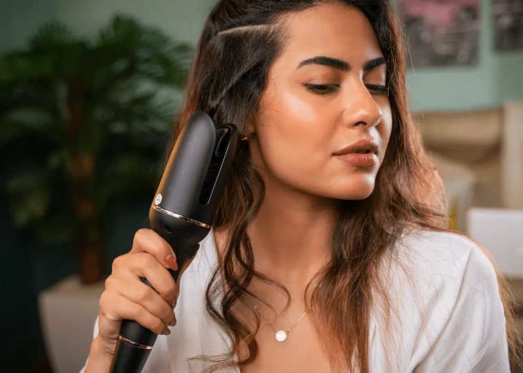 مراجعة شاملة لمكواة الكيرلى الاوتوماتيك من تشي أند بي